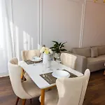 Luxury Rooftop In Astir 아파트 티라나