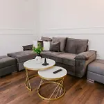 Luxury Rooftop In Astir 아파트 티라나