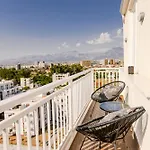 Luxury Rooftop In Astir 티라나