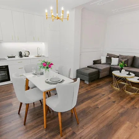 Apartmán Luxury Rooftop In Astir Tirana