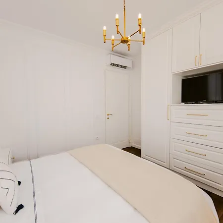 Luxury Rooftop In Astir *