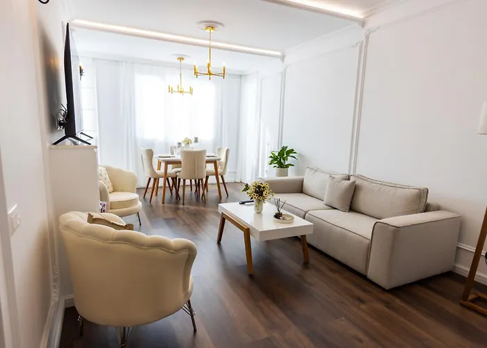 Appartamento Luxury Rooftop In Astir Tirana