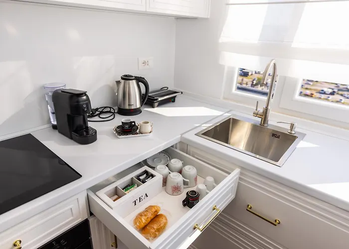 Luxury Rooftop In Astir