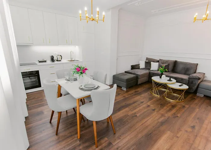 Appartamento Luxury Rooftop In Astir Tirana