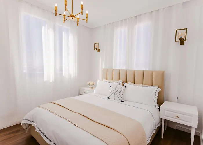 Luxury Rooftop In Astir *