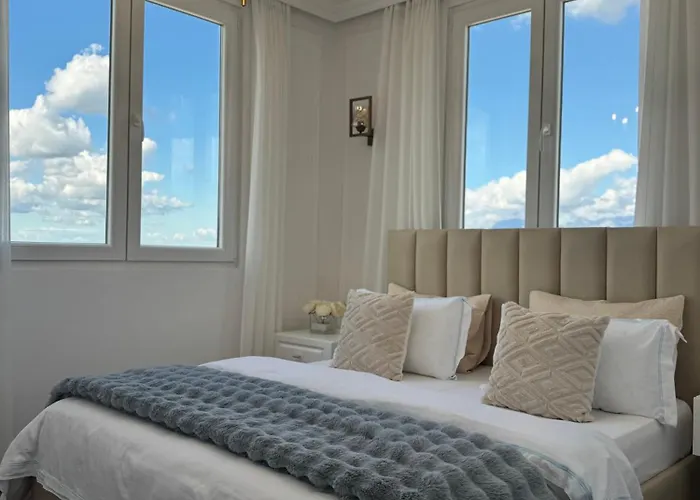 Luxury Rooftop In Astir