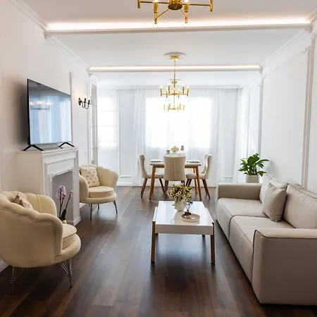 Apartment Luxury Rooftop In Astir *