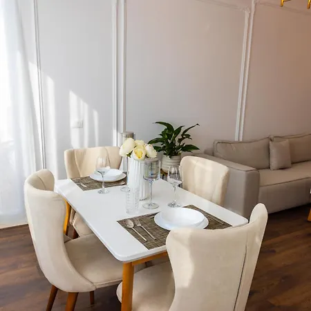 Luxury Rooftop In Astir Apartamento Tirana