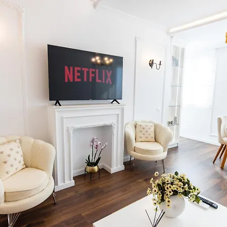 Luxury Rooftop In Astir *