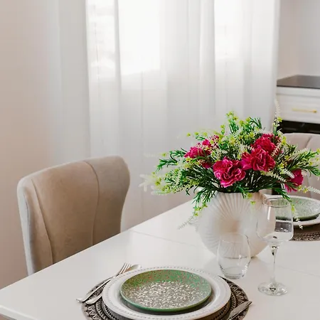 Apartment Luxury Rooftop In Astir