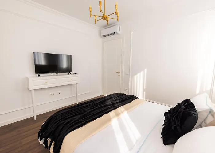 Appartement Luxury Rooftop In Astir Tirana