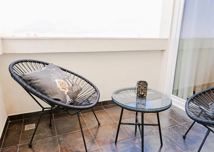 Luxury Rooftop In Astir Appartement Tirana