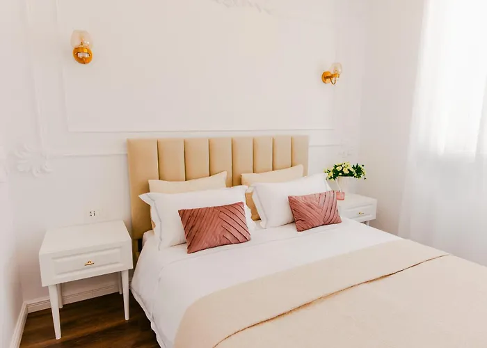 Lejlighed Luxury Rooftop In Astir Tirana